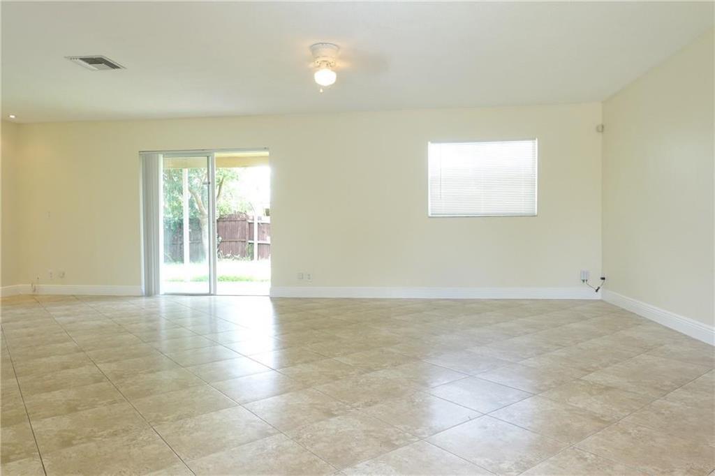 10838 WINDING CREEK Way, FL 33428 photo 3