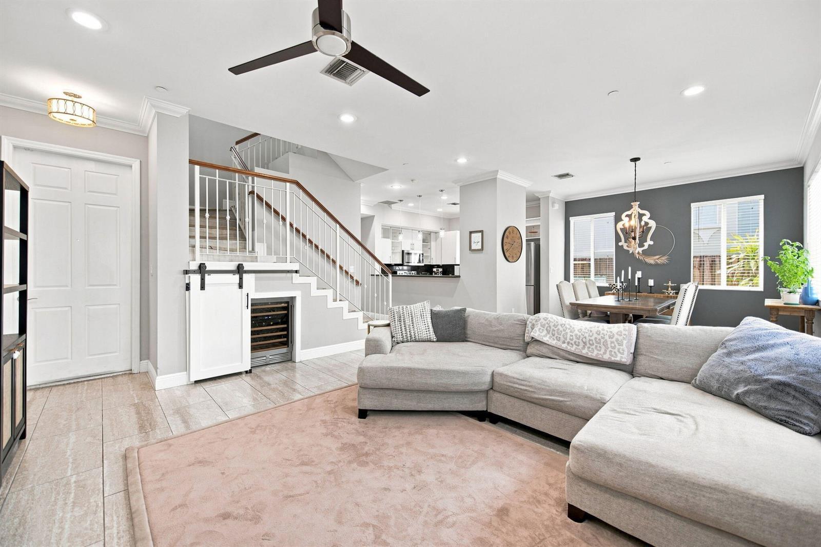 633 NE 11TH Avenue, Fort Lauderdale FL 33304 photo 4