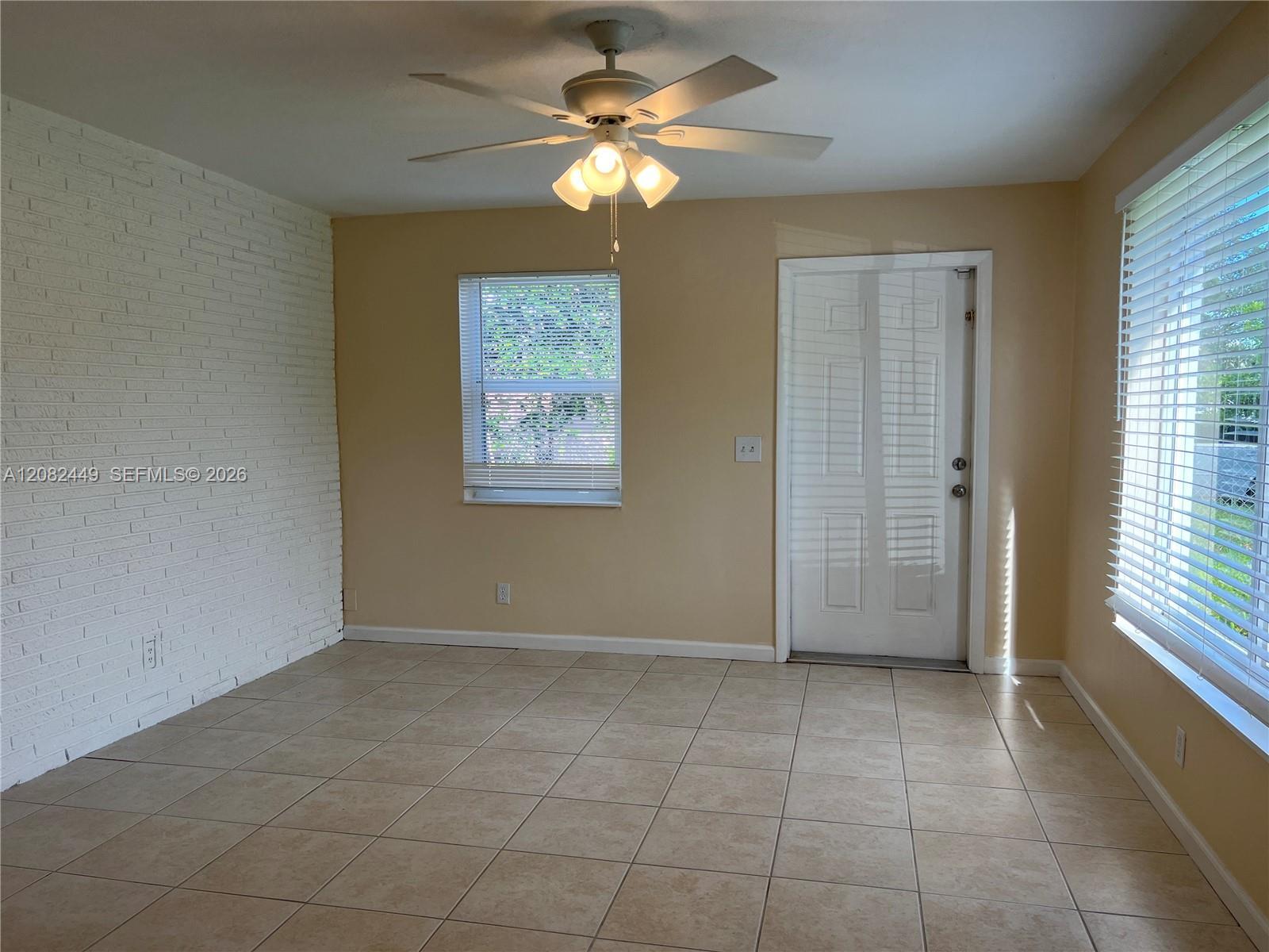 6241 SW 38th Ct, Davie FL 33314 photo 3