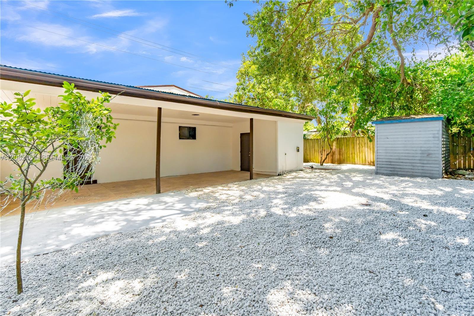 3300 SW 40th Ave, West Park FL 33023 photo 4