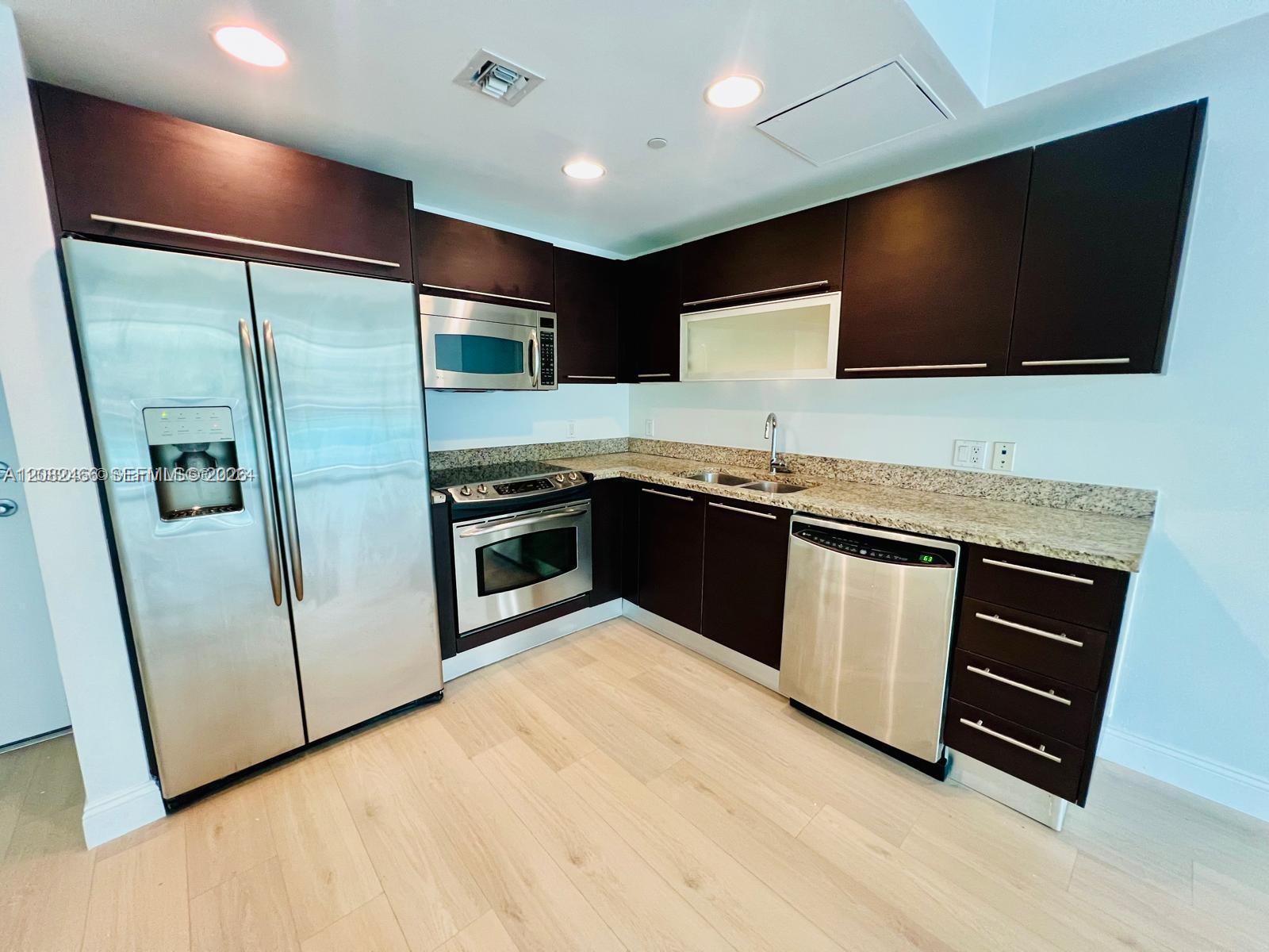 950 S Brickell Bay # 1109, Miami FL 33131 photo 3
