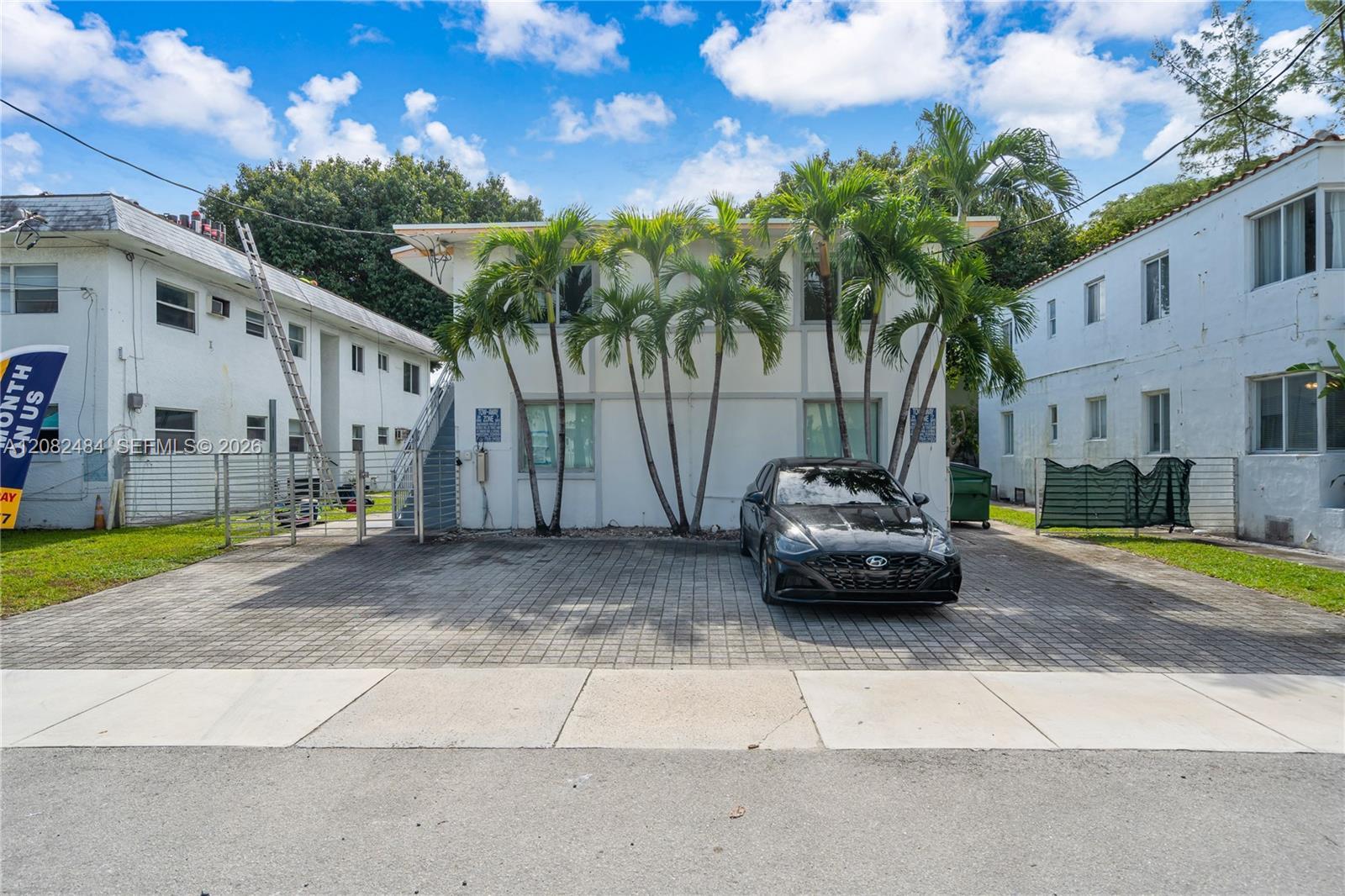 560 NE 63rd St # 3, Miami FL 33138