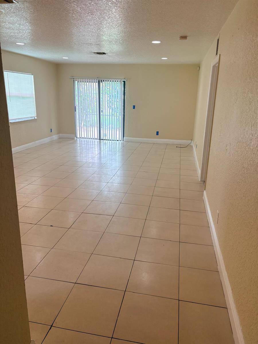 2711 NW 13TH Street, Fort Lauderdale FL 33311 photo 5