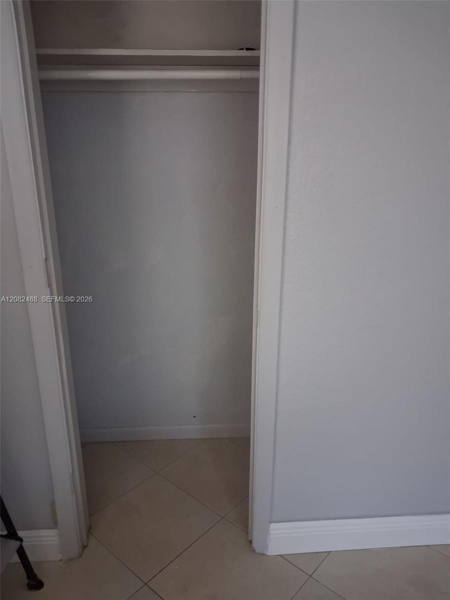 1050 NW 25th Ave # 0, Fort Lauderdale FL 33311 photo 2