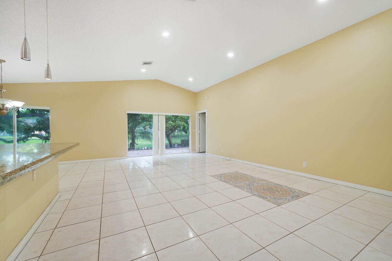 1296 Waterway Cove Drive, Wellington FL 33414 photo 4