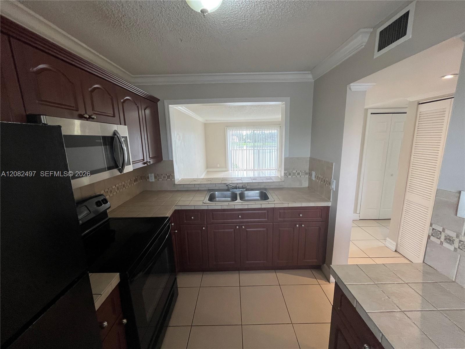 8560 N Sherman Cir # 308, Miramar FL 33025 photo 4
