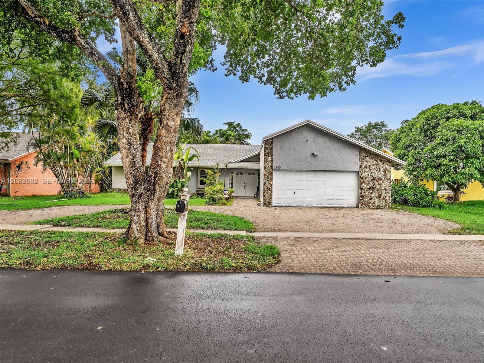 Lauderhill, FL 33351 photo 2