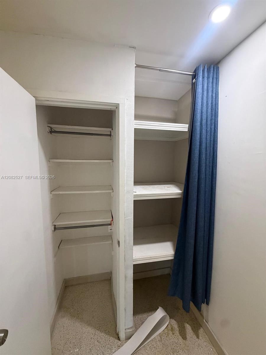 1100 NE 18th Ct # 8, Fort Lauderdale FL 33305 photo 4