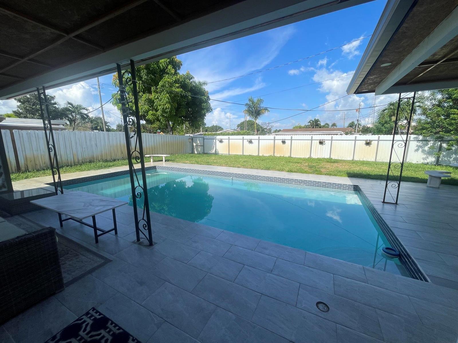 2310 N 67TH Terrace, Hollywood FL 33024 photo 3