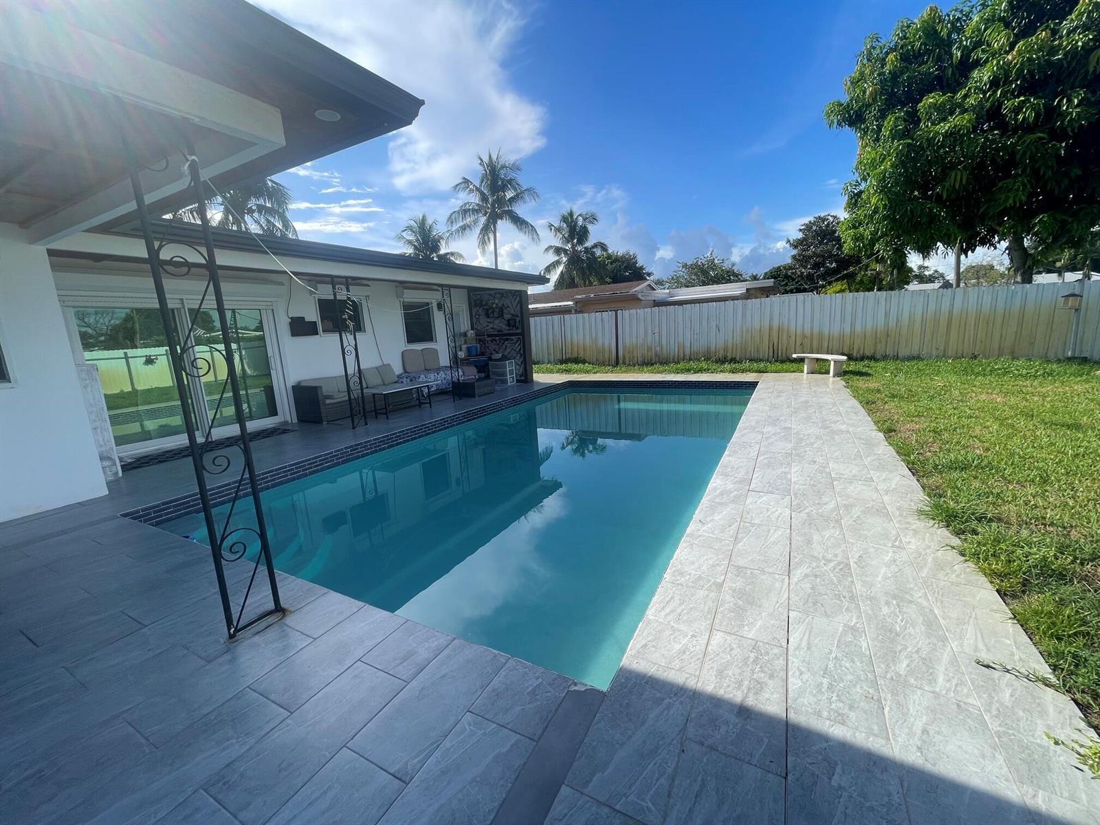 2310 N 67TH Terrace, Hollywood FL 33024 photo 4