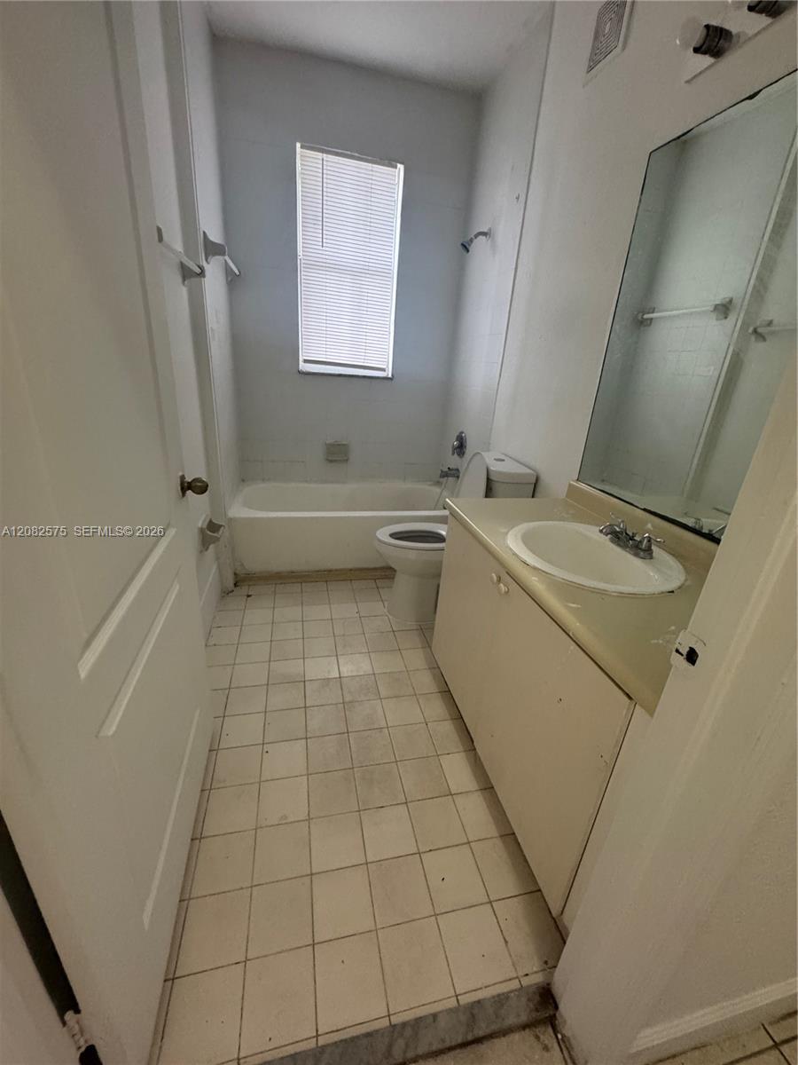 1666 SE 27th Ct # 109, Homestead FL 33035 photo 3