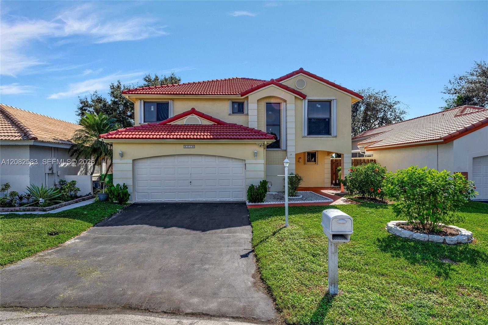 6320 Plymouth Ln, Davie FL 33331 photo 3
