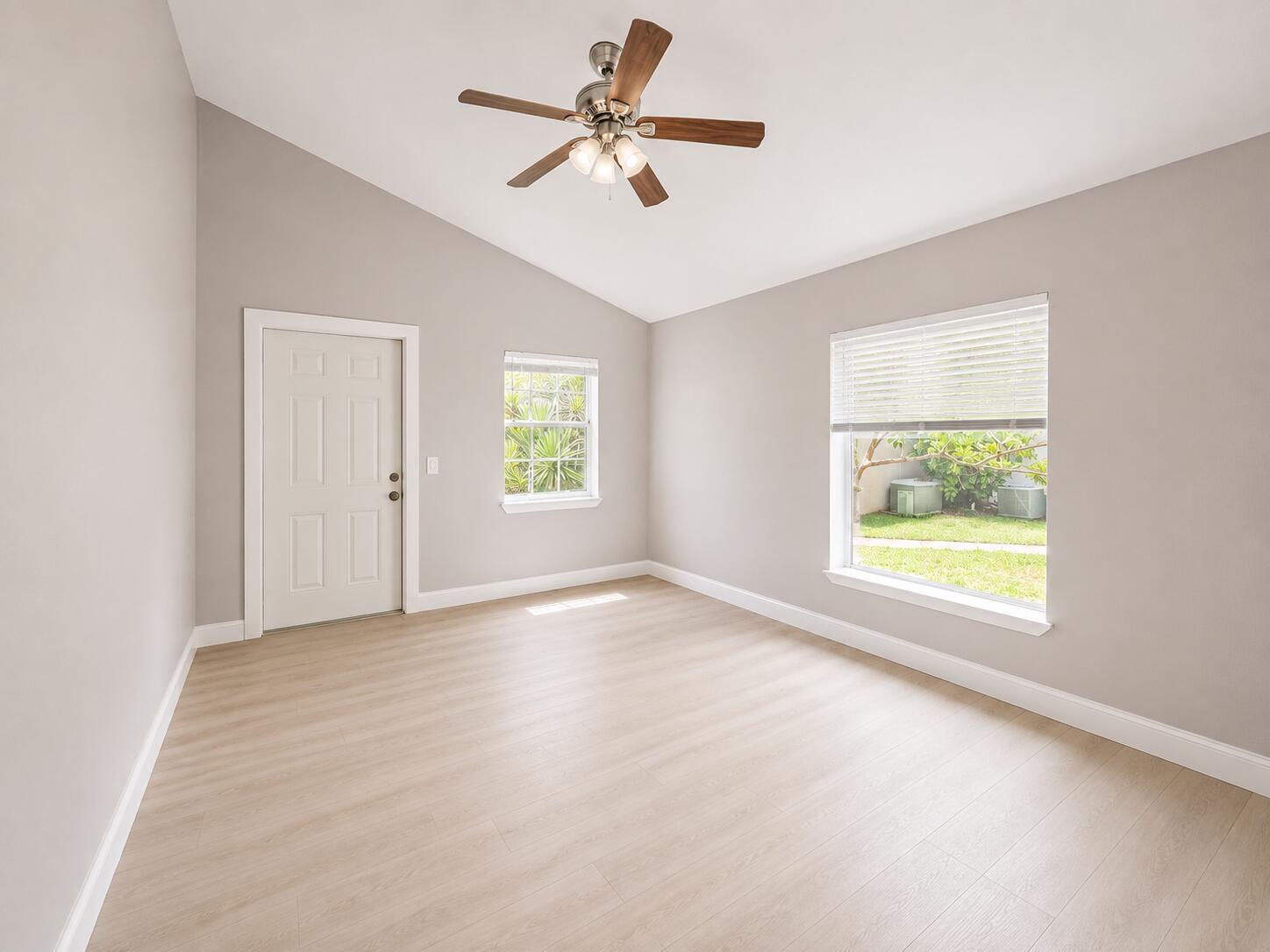 32 Lake Osborne Drive # 6, FL 33461 photo 2