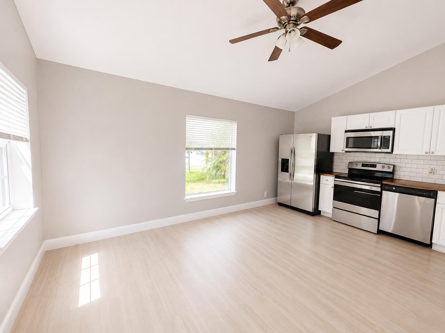 32 Lake Osborne Drive # 6, FL 33461 photo 3