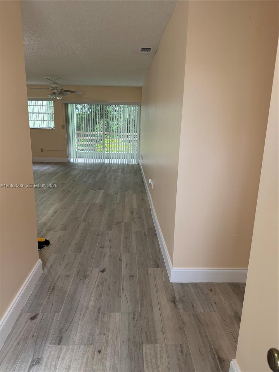 11091 NW 7th St # 16, Doral FL 33172 photo 2