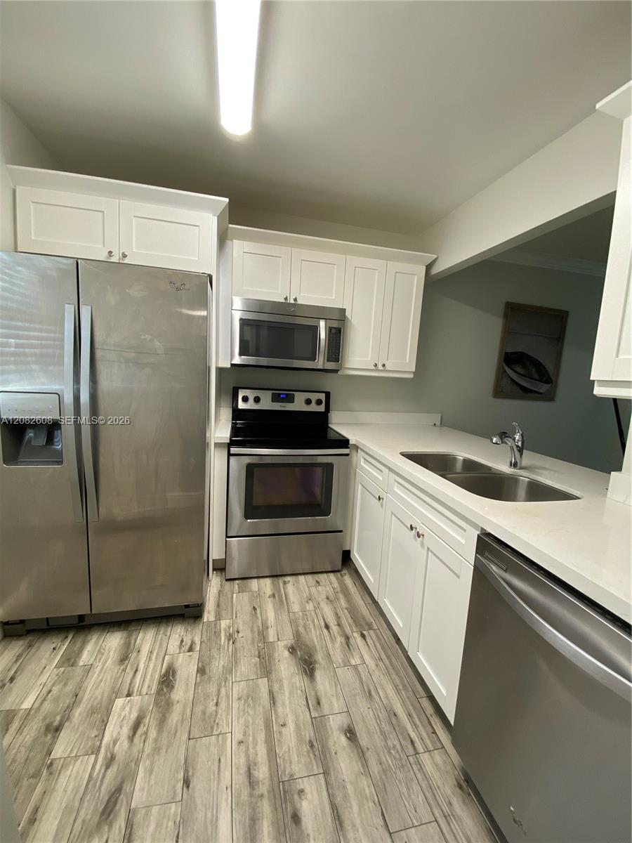 5181 W Oakland Park Blvd # 112, Lauderdale Lakes FL 33313 photo 3
