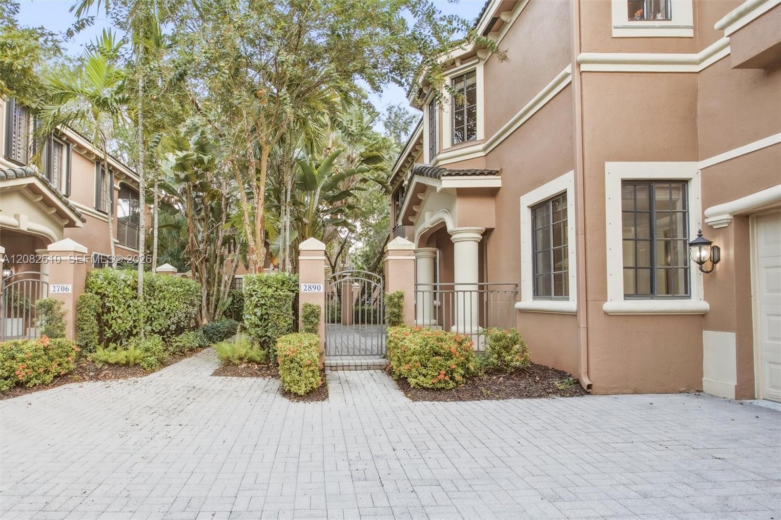 2890 Kinsington Cir # 1, Weston FL 33332 photo 2