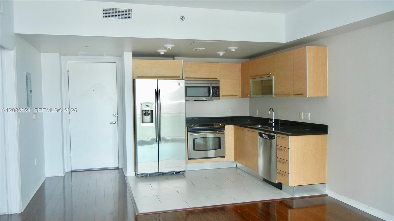 951 Brickell Ave # 2509, Miami FL 33131 photo 2