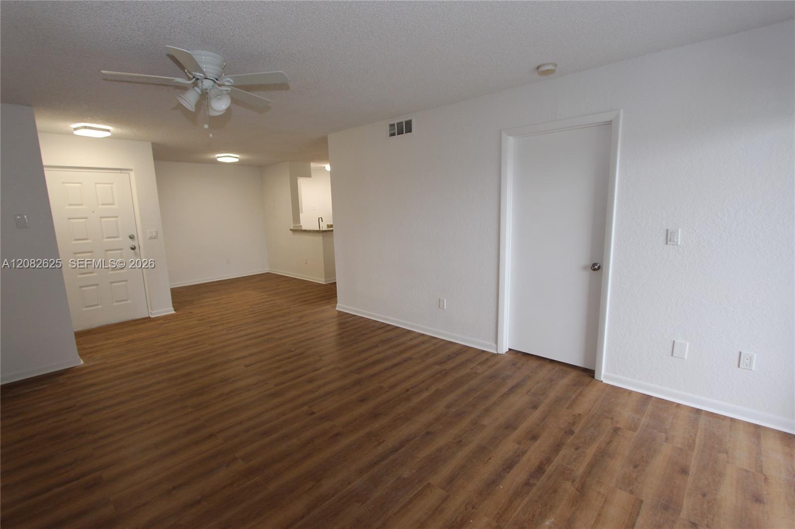 2881 N Oakland Forest Dr # 206, Oakland Park FL 33309 photo 2