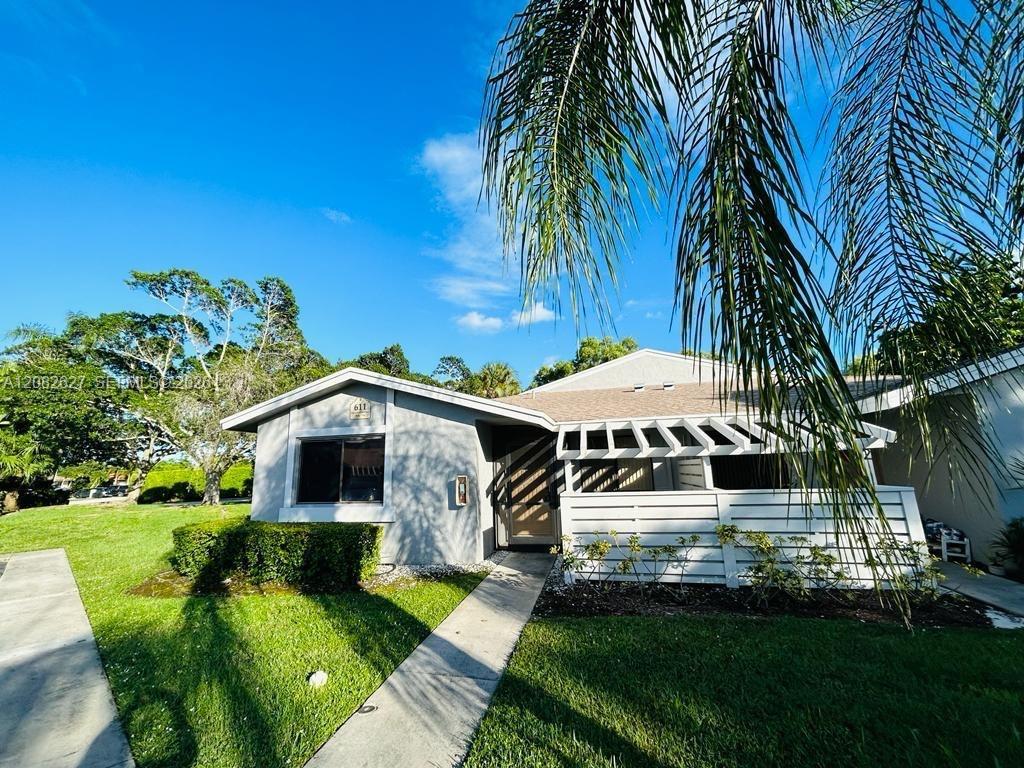 611 Racquet Club Rd # 1, Weston FL 33326 photo 2