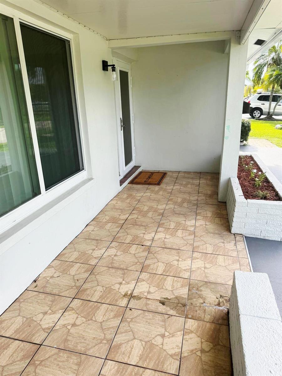 4740 NW 49TH Court, Tamarac FL 33319 photo 4