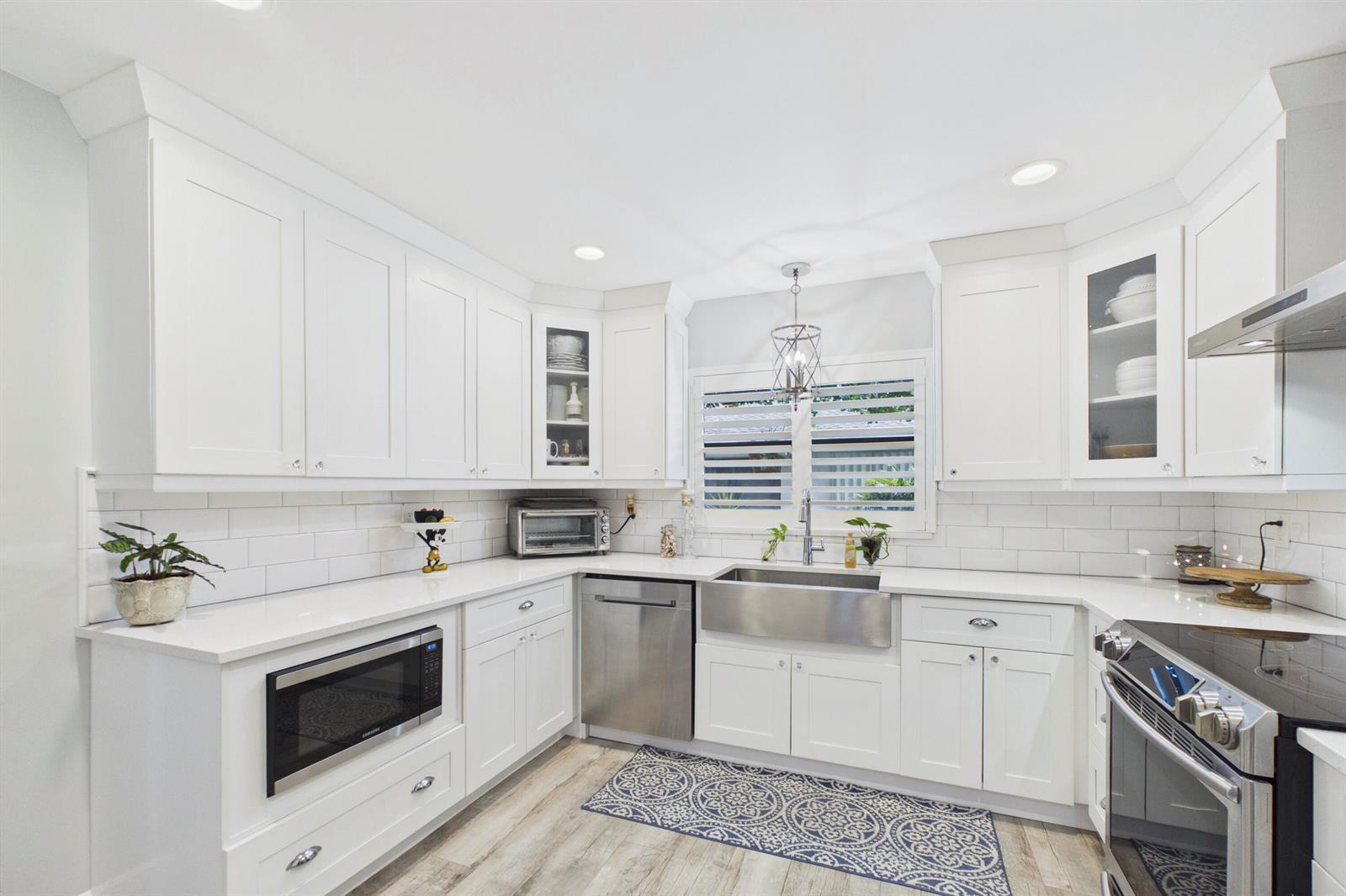 9990 LIGUSTRUM TREE Way # A, Boynton Beach FL 33436 photo 2