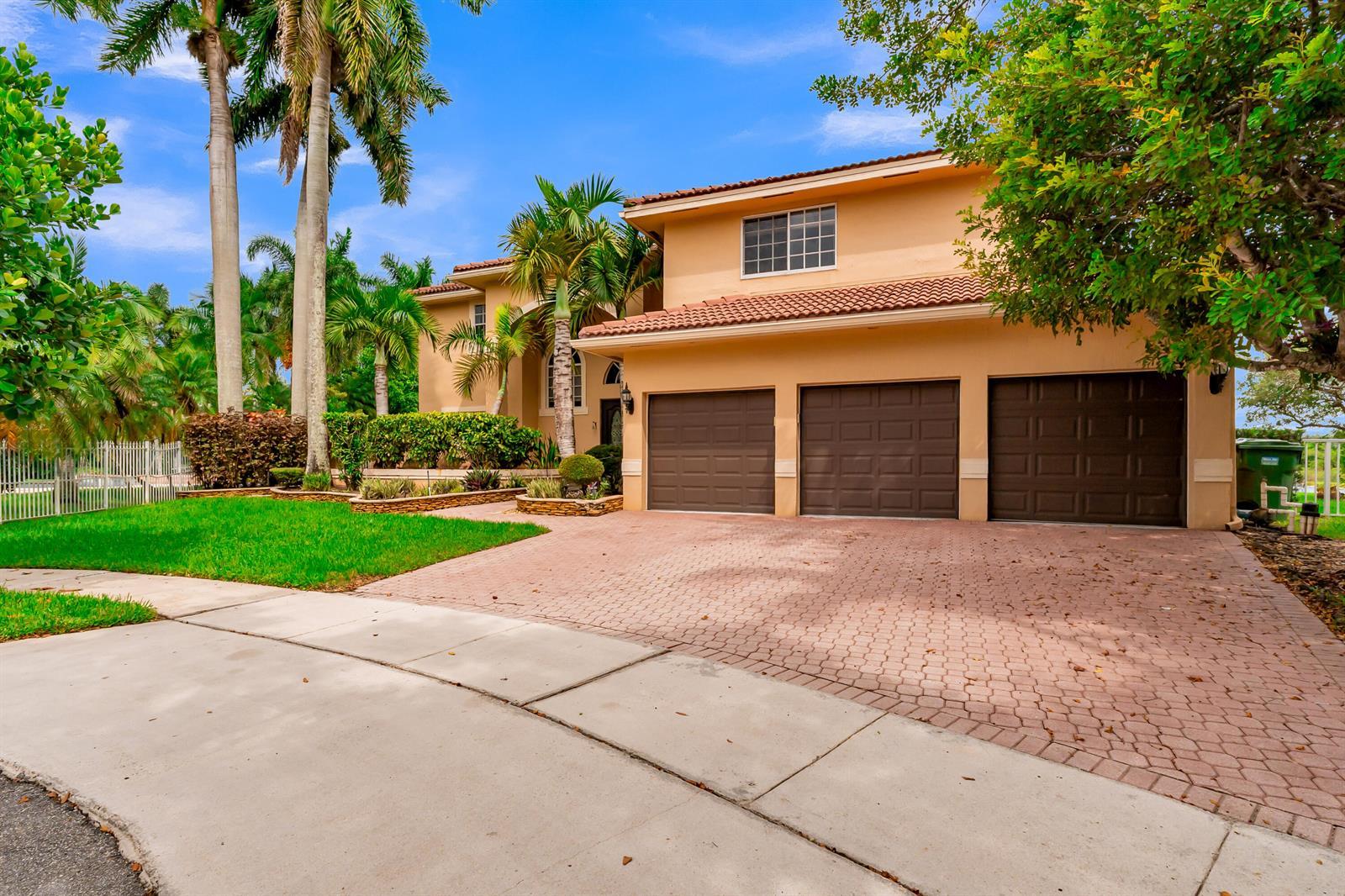 1333 SW 175th Way, Pembroke Pines FL 33029 photo 5