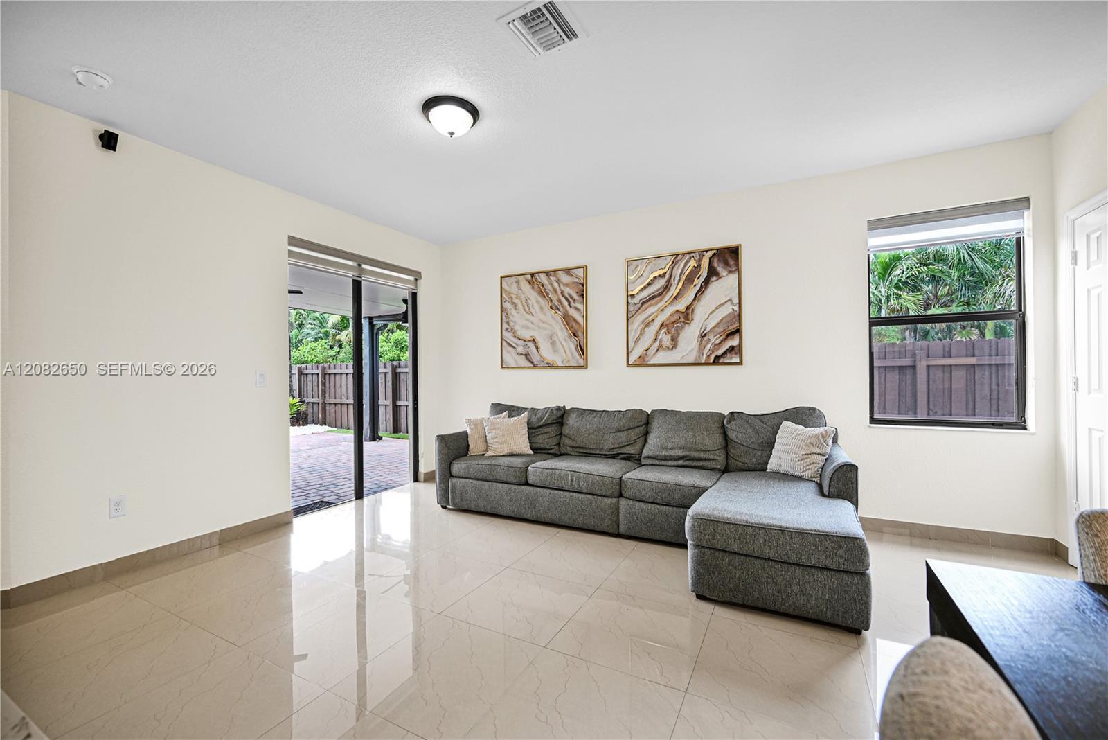 3803 NE 2nd St, Homestead FL 33033 photo 5