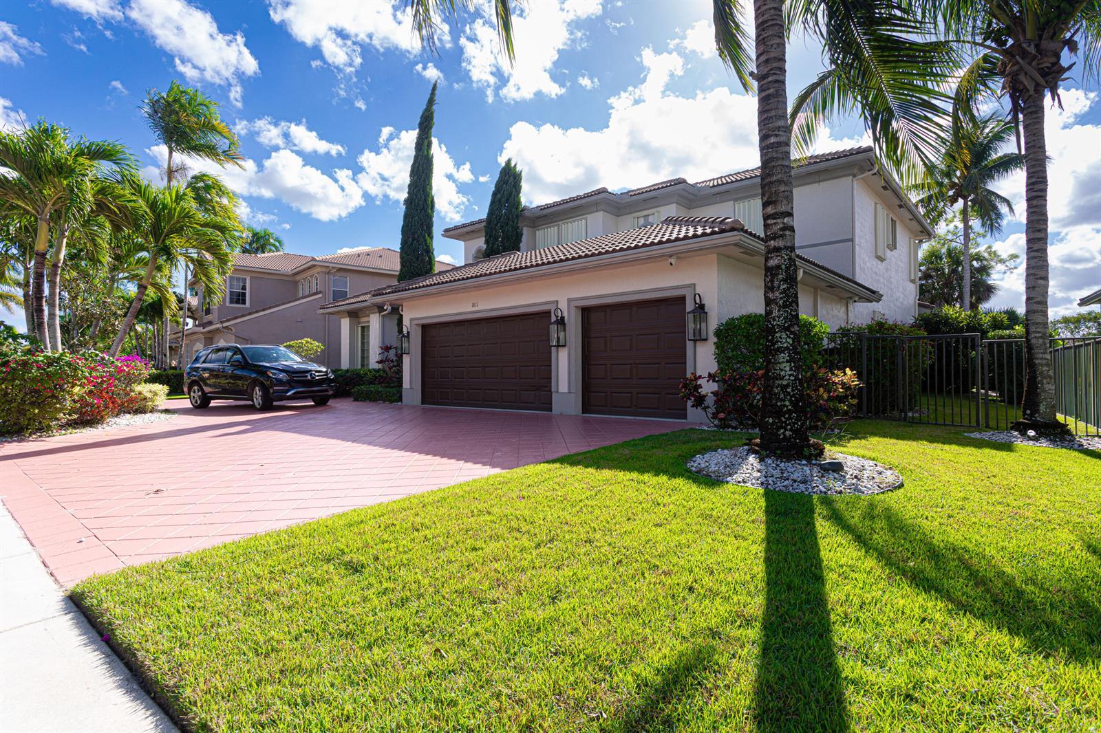 1811 WALDORF Drive, Royal Palm Beach FL 33411 photo 3