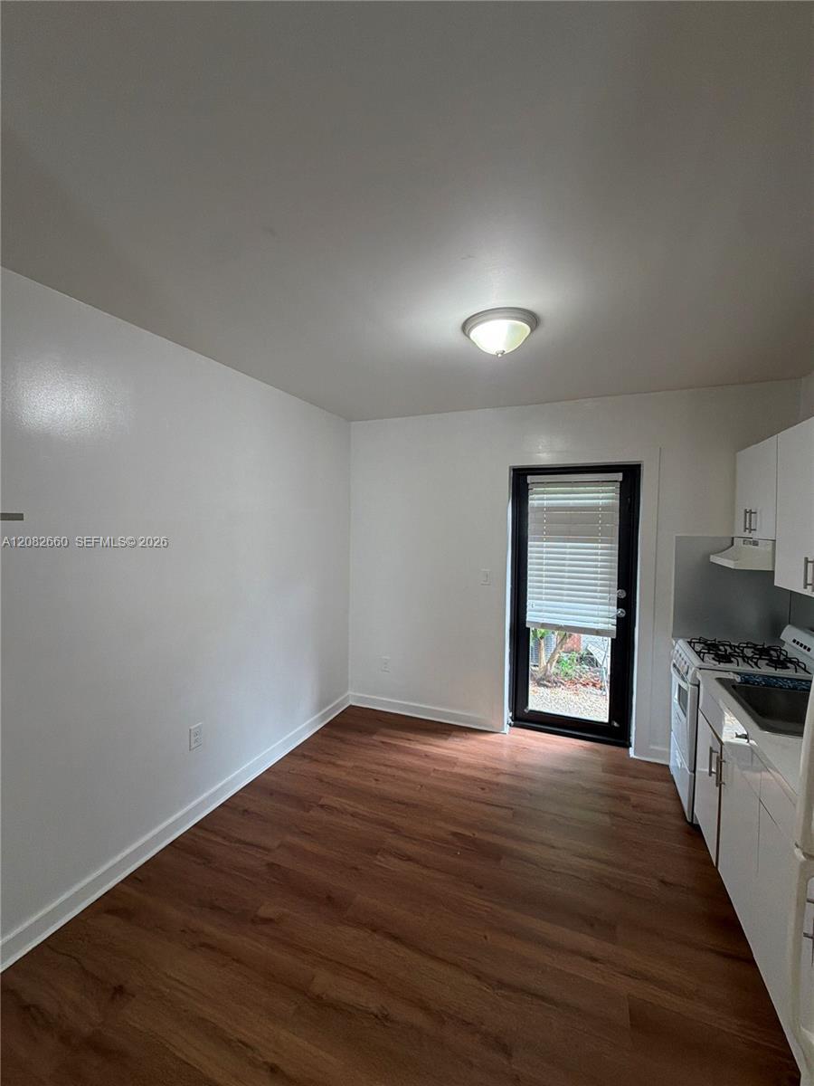 481 NW 30th St # 2, Miami FL 33127 photo 3