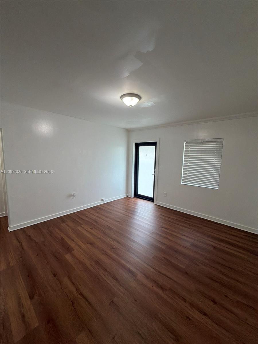 481 NW 30th St # 2, Miami FL 33127 photo 4