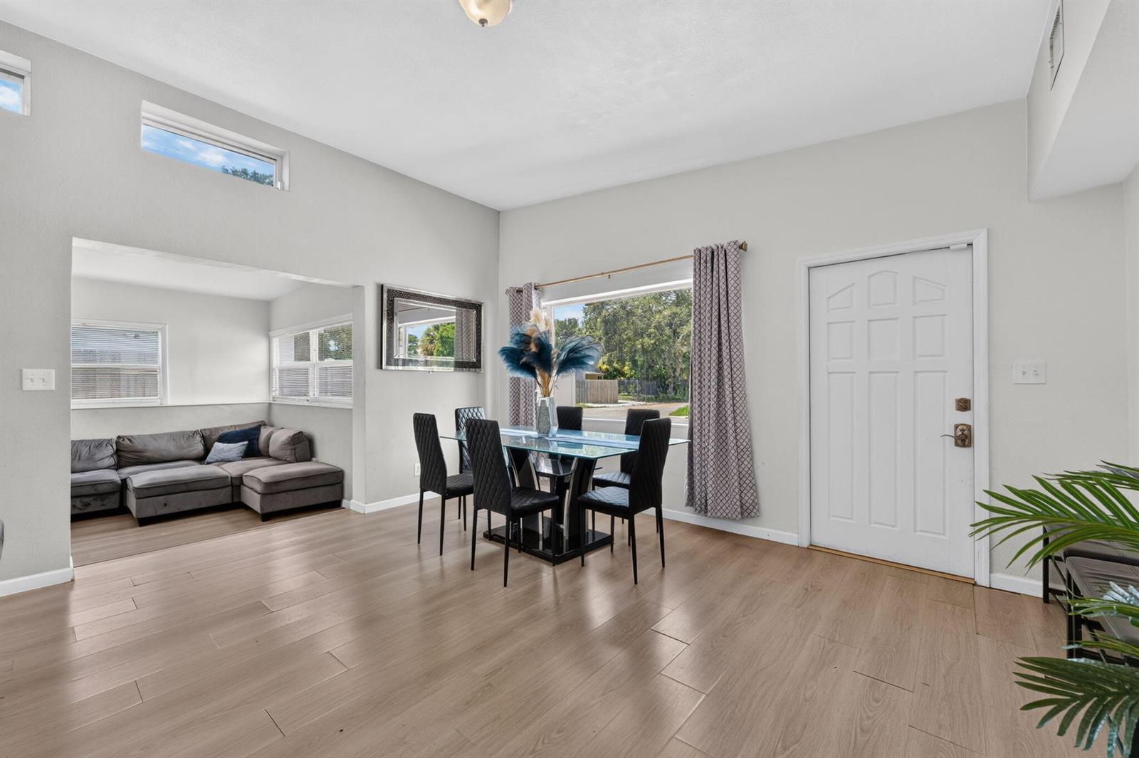 910 NW 17TH Avenue, Fort Lauderdale FL 33311 photo 3