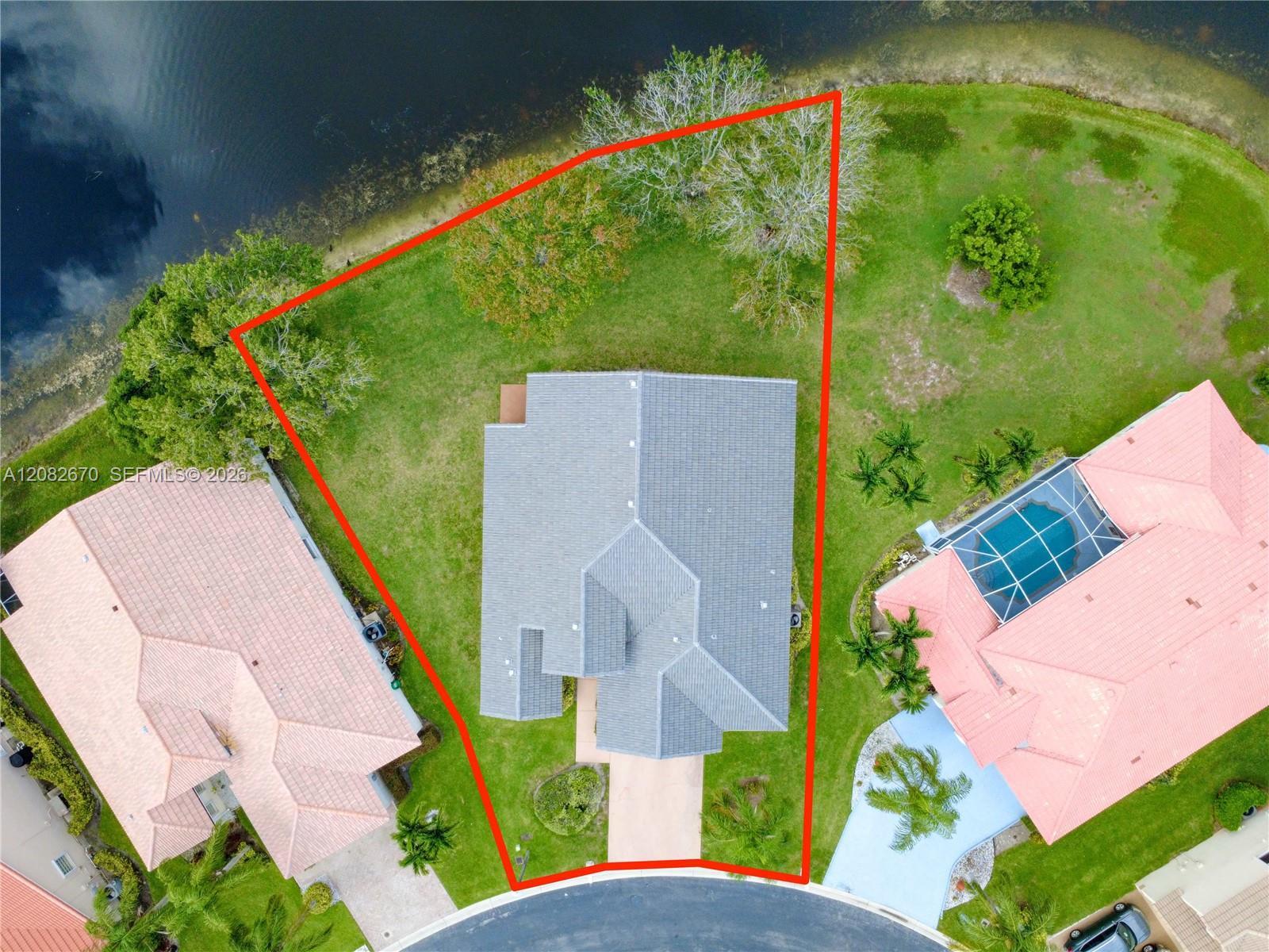 2549 Egret Lake Dr, Green Acres FL 33413 photo 2