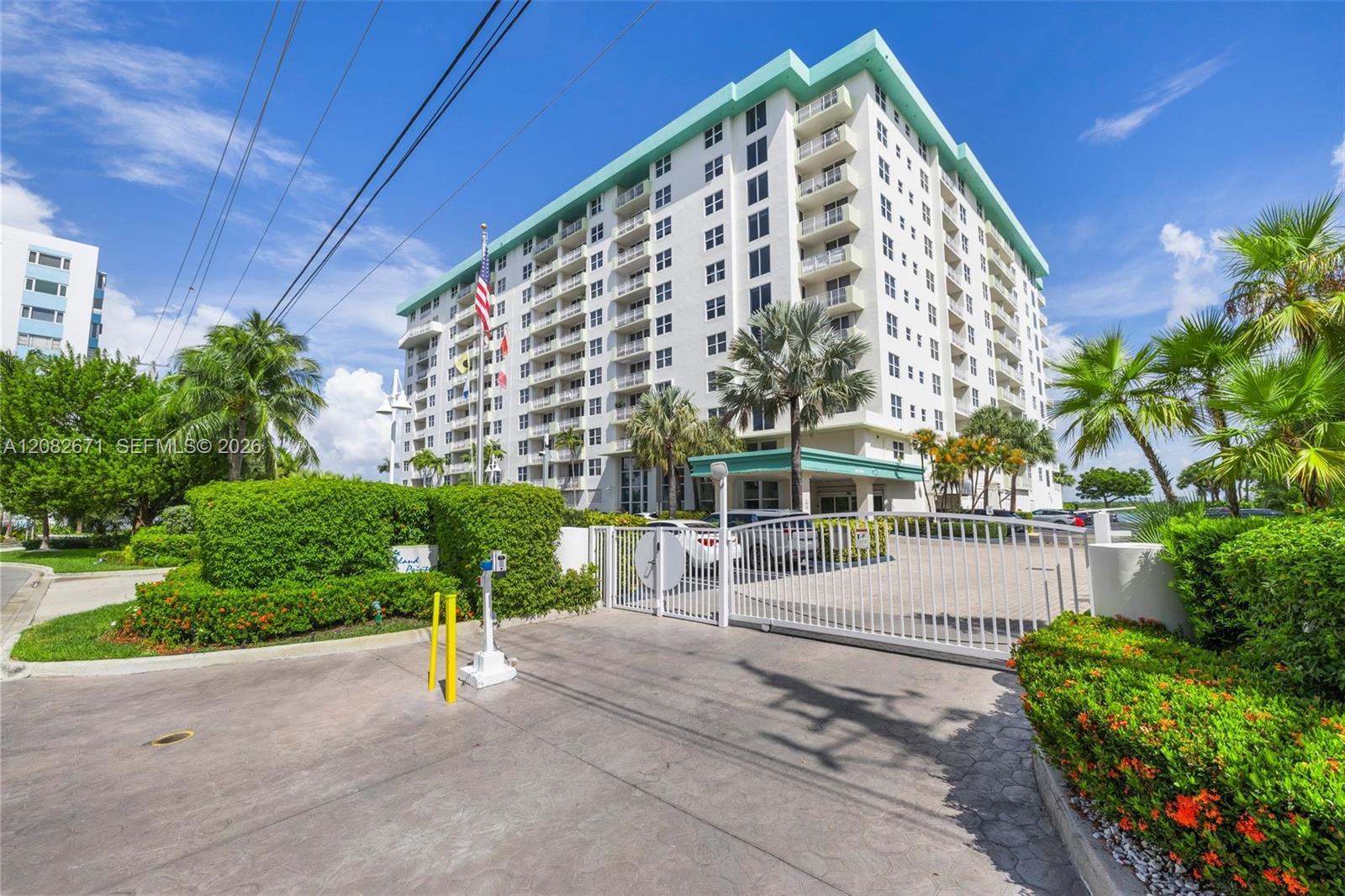 10350 W Bay Harbor Dr # 9C, Bay Harbor Islands FL 33154 photo 2