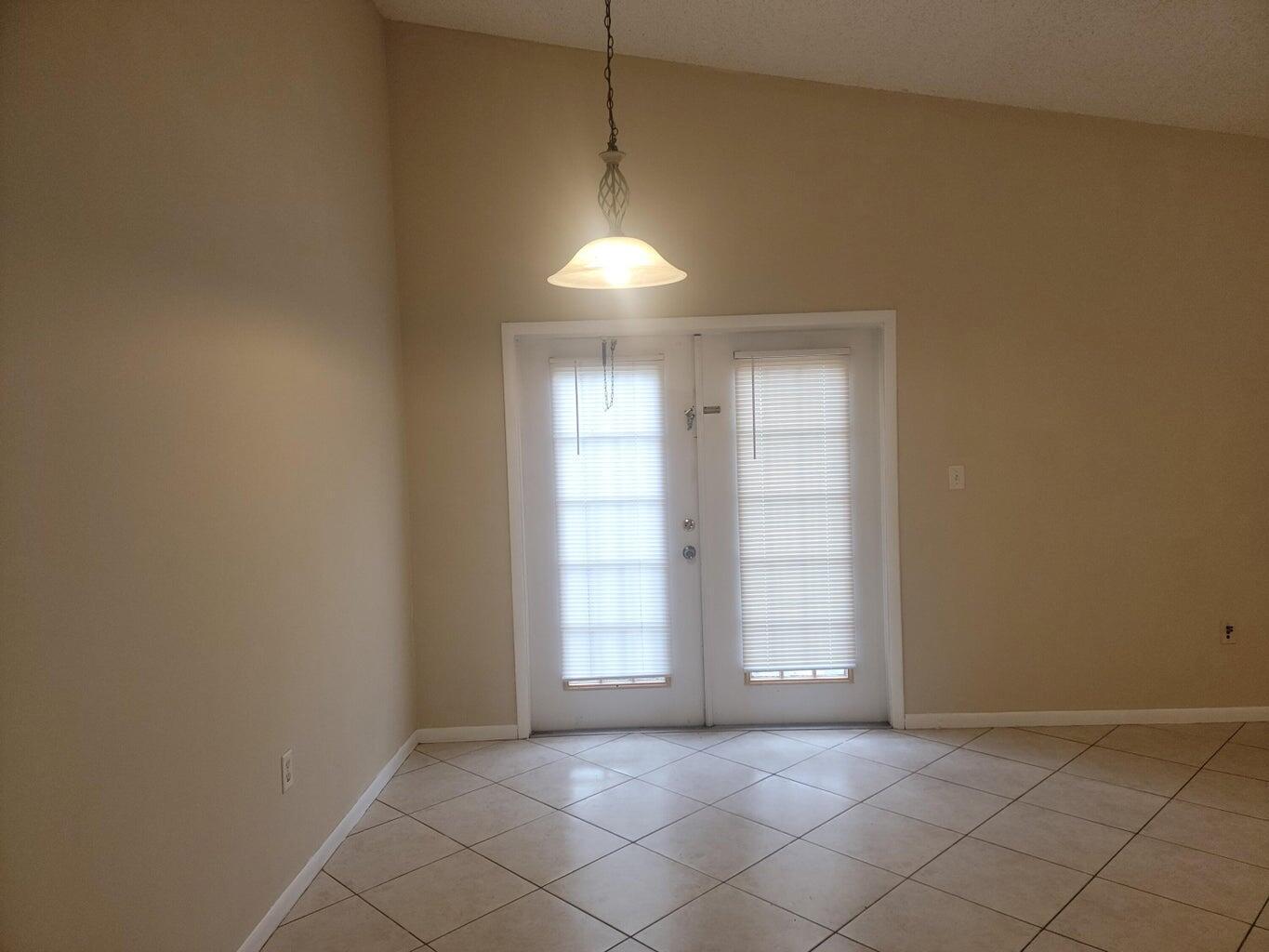 2002 S 10th Street # C, Fort Pierce FL 34950 photo 2