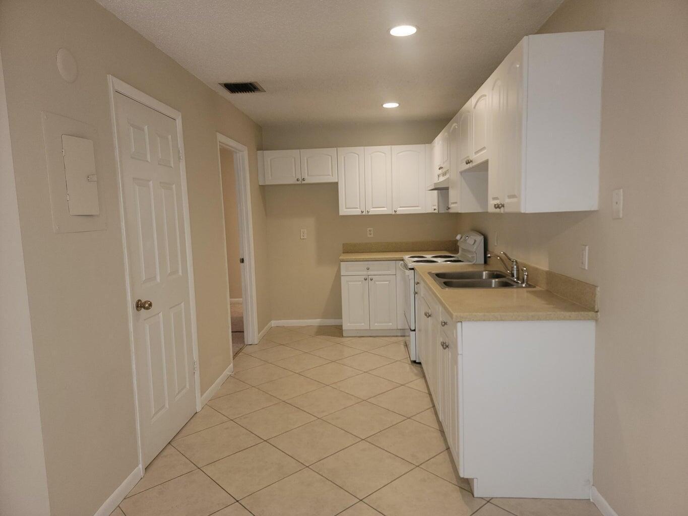 2002 S 10th Street # C, Fort Pierce FL 34950