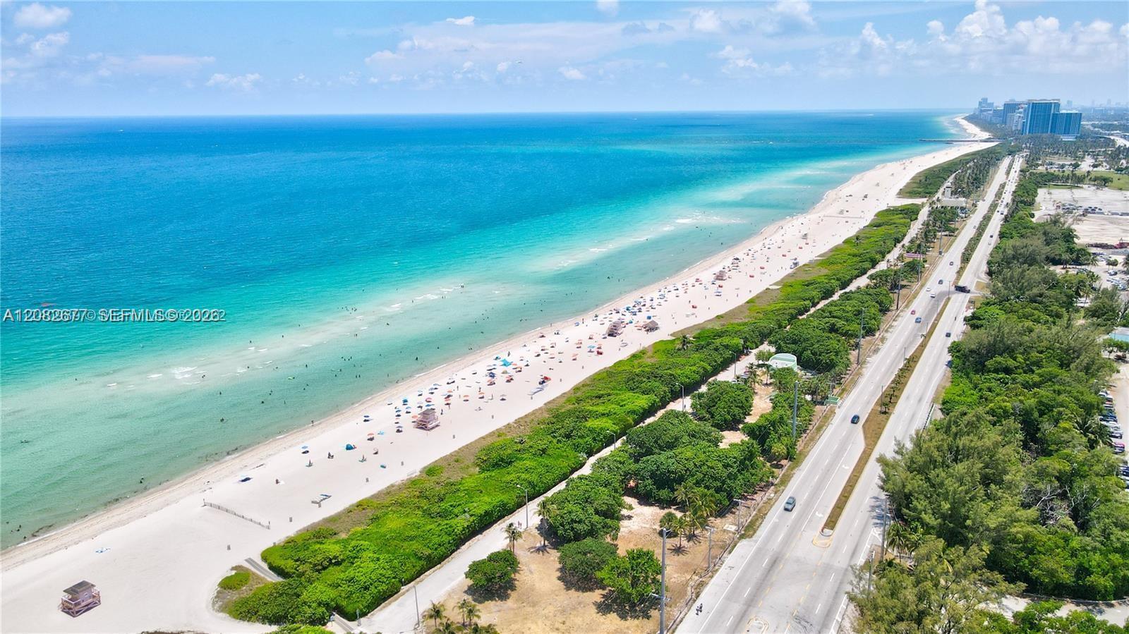 100 Bayview Dr # 1114, Sunny Isles Beach FL 33160 photo 4