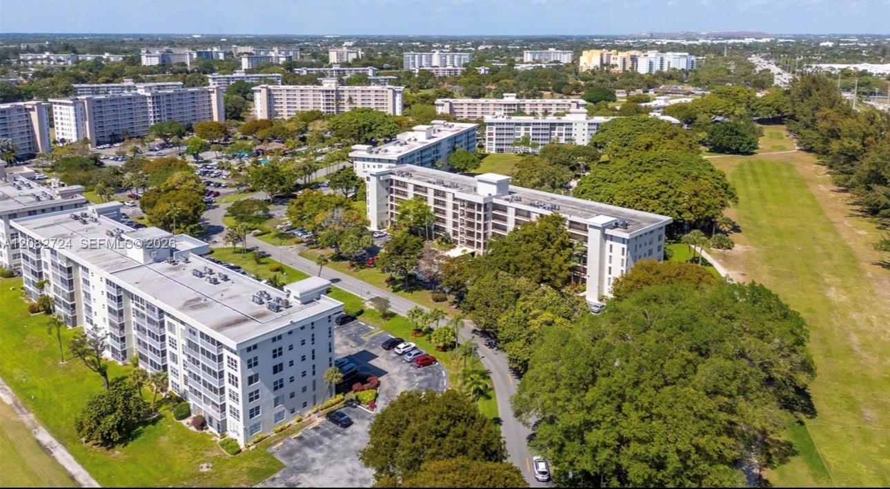 3000 S Course Dr # 304, Pompano Beach FL 33069 photo 2