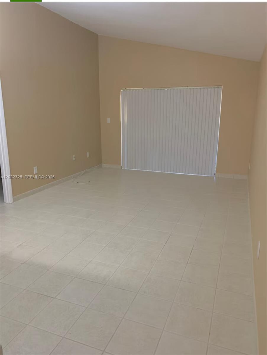 13566 SW 11th Ln, Miami FL 33184 photo 3