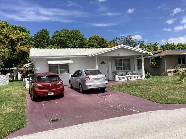 4915 NW 47th Ter, Tamarac FL 33319 photo 4