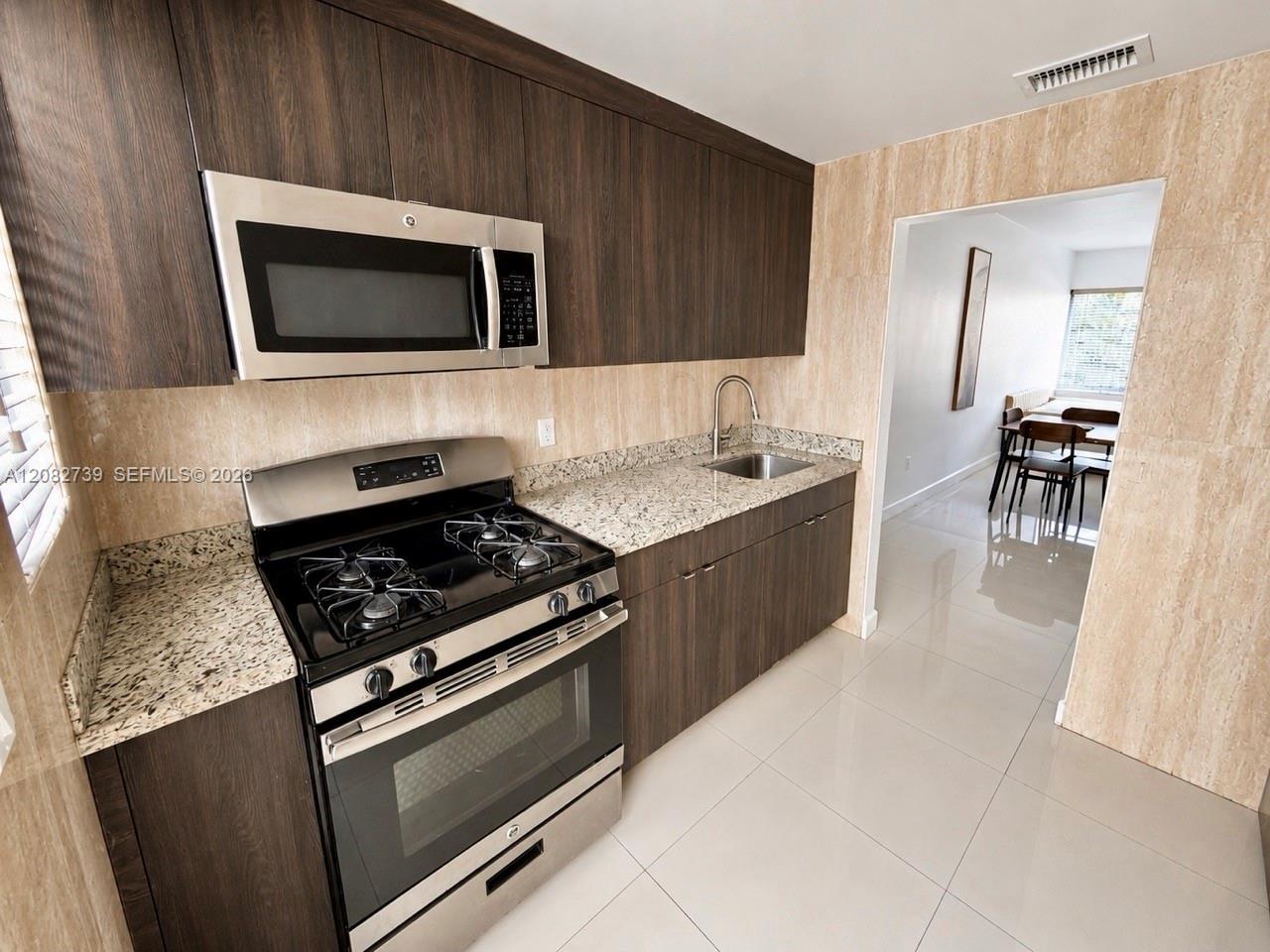 1027 94th St # 4, Bay Harbor Islands FL 33154 photo 4