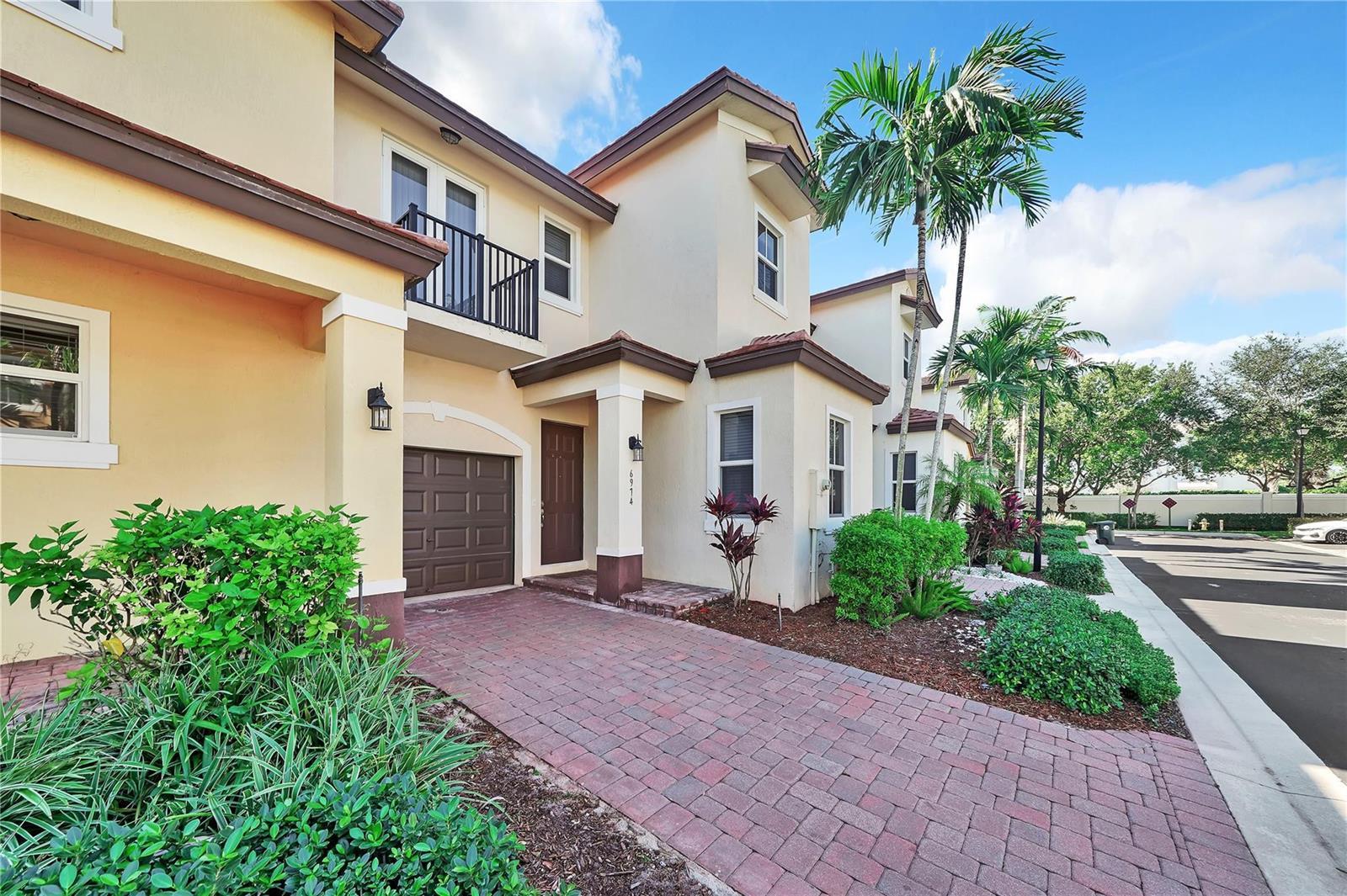 6974 LONG PINE Circle, Coconut Creek FL 33073 photo 2