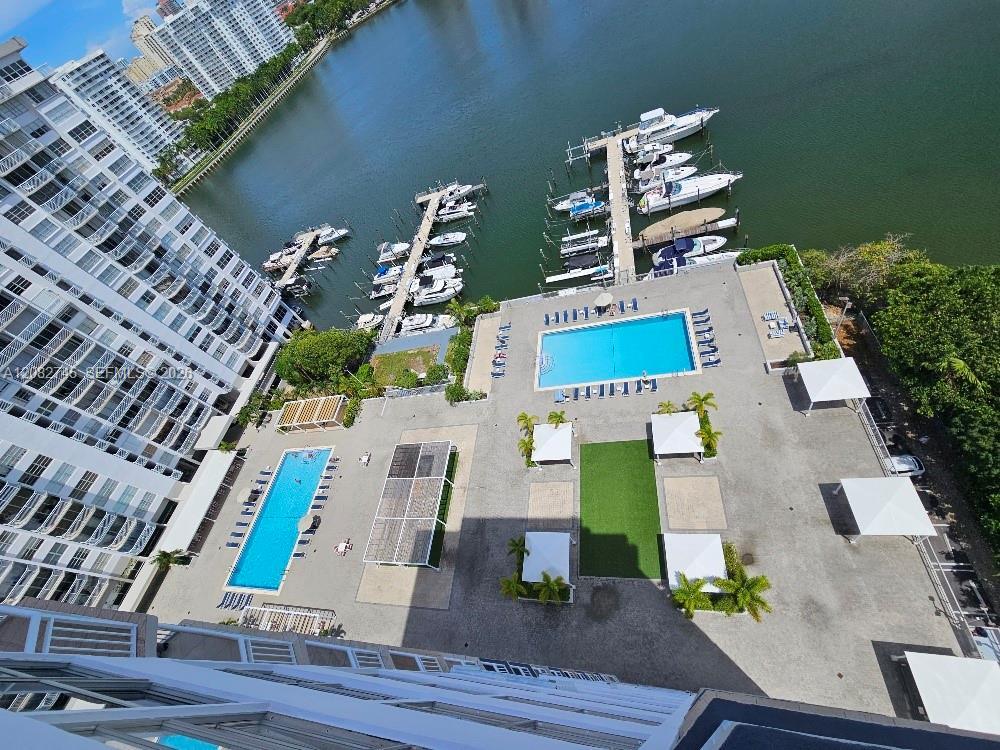 18041 Biscayne Blvd # 1805, Aventura FL 33160 photo 4