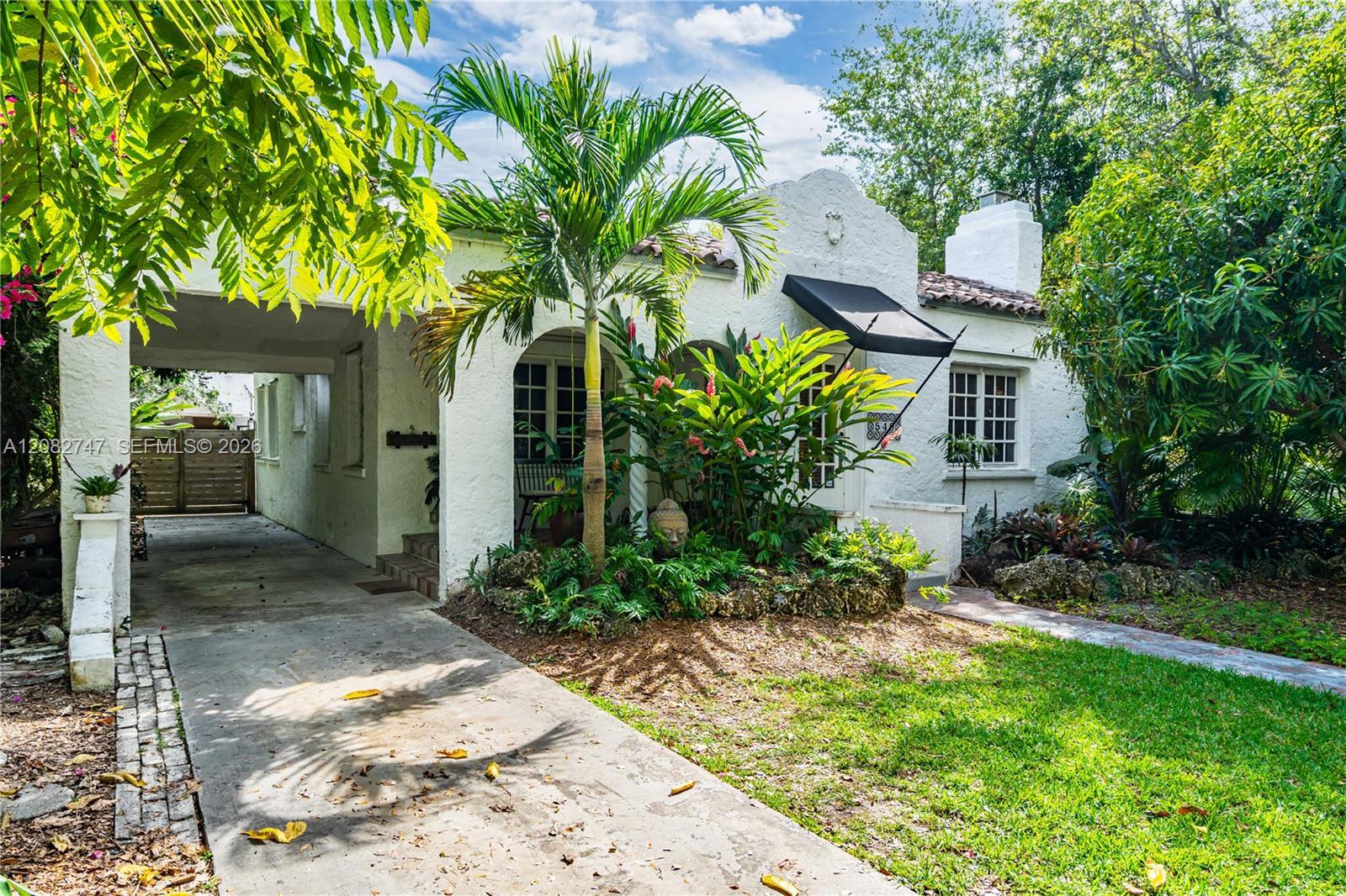 540 Majorca Ave, Coral Gables FL 33134 photo 2