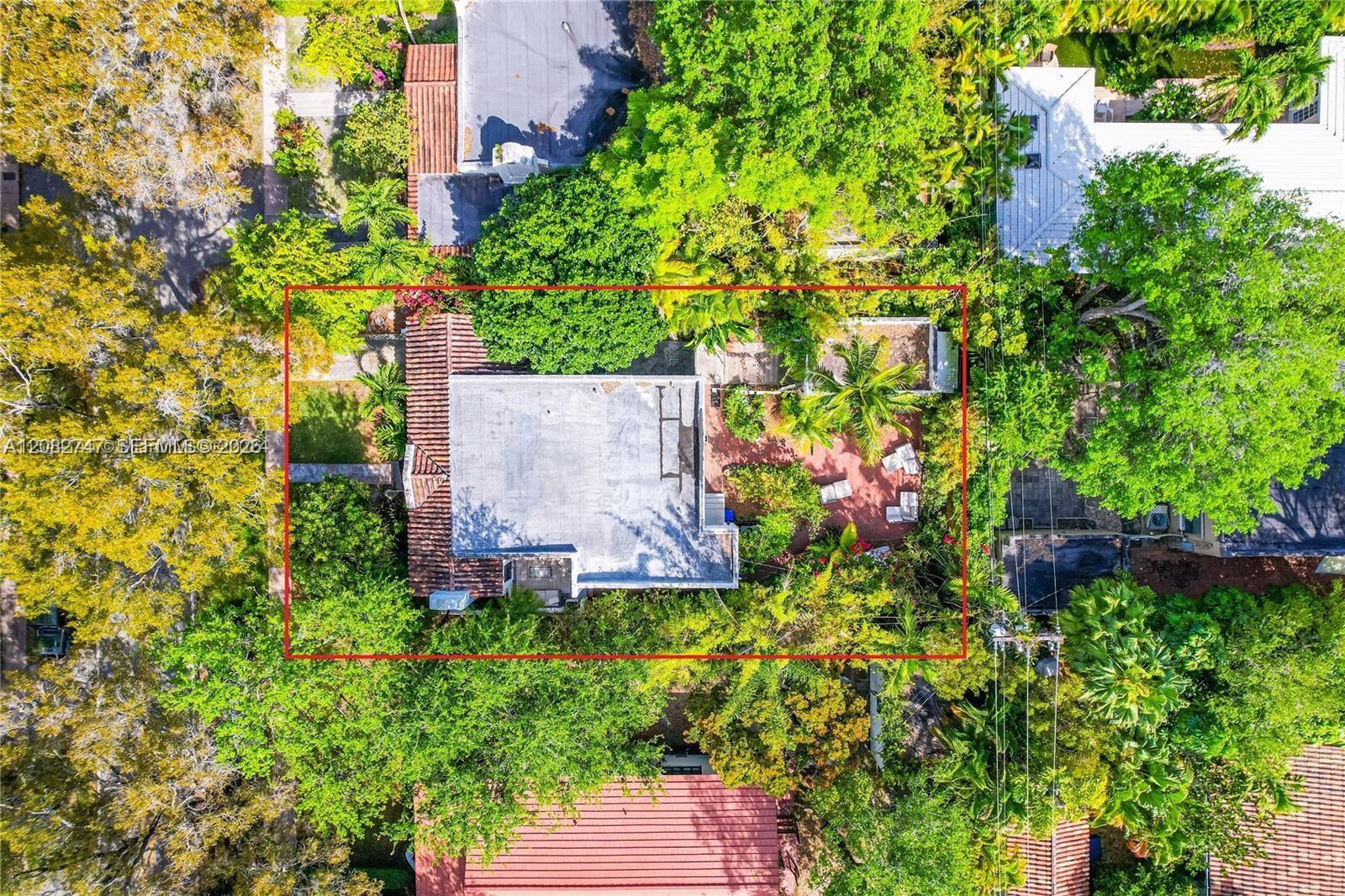 540 Majorca Ave, Coral Gables FL 33134 photo 3