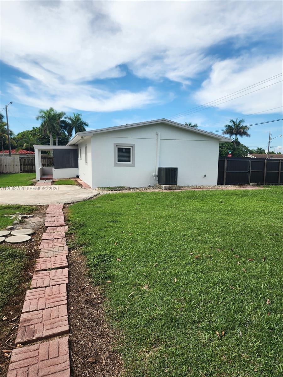 771 NW 15th St, Homestead FL 33030 photo 4