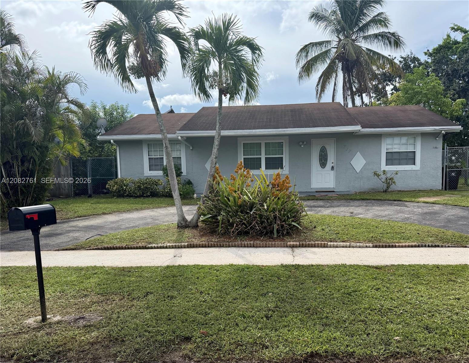 717 SW 79th Ave, North Lauderdale FL 33068