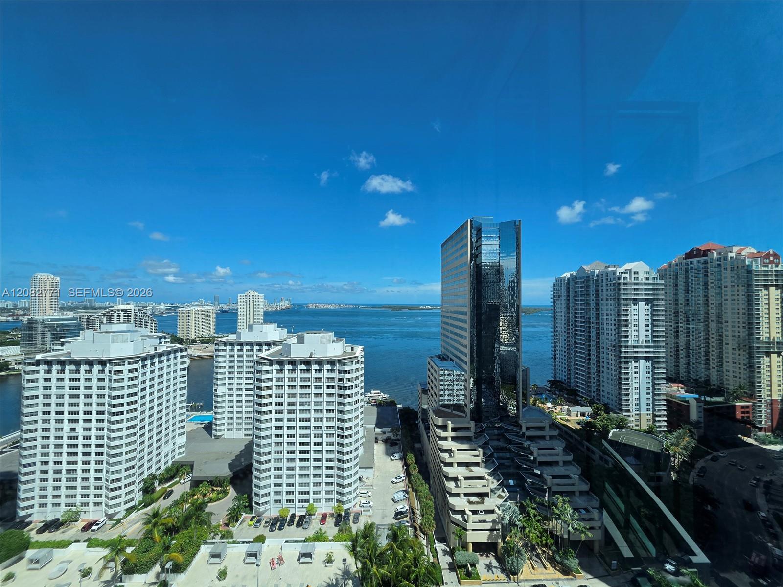 951 Brickell Ave # 2510, Miami FL 33131 photo 2