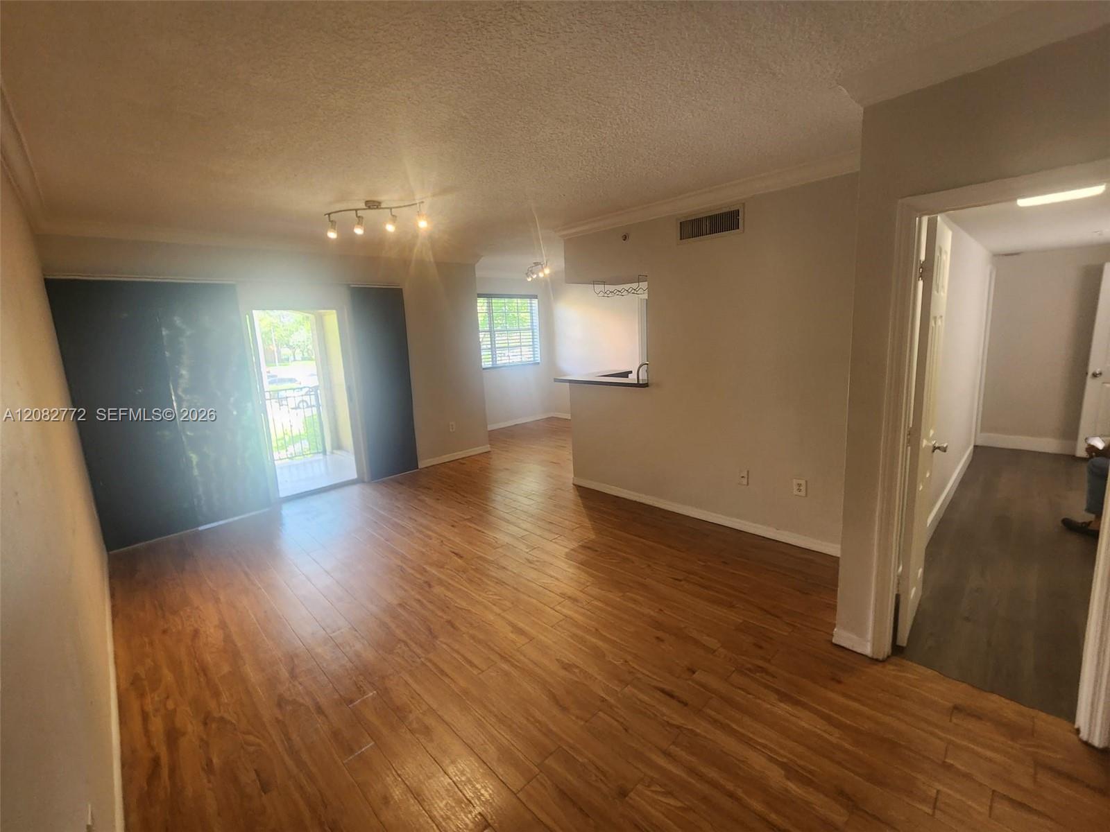 Pembroke Pines, FL
