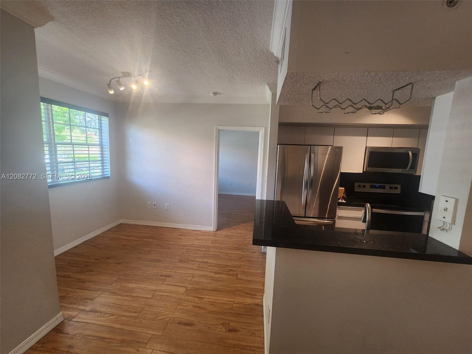 Pembroke Pines, FL 33025 photo 4